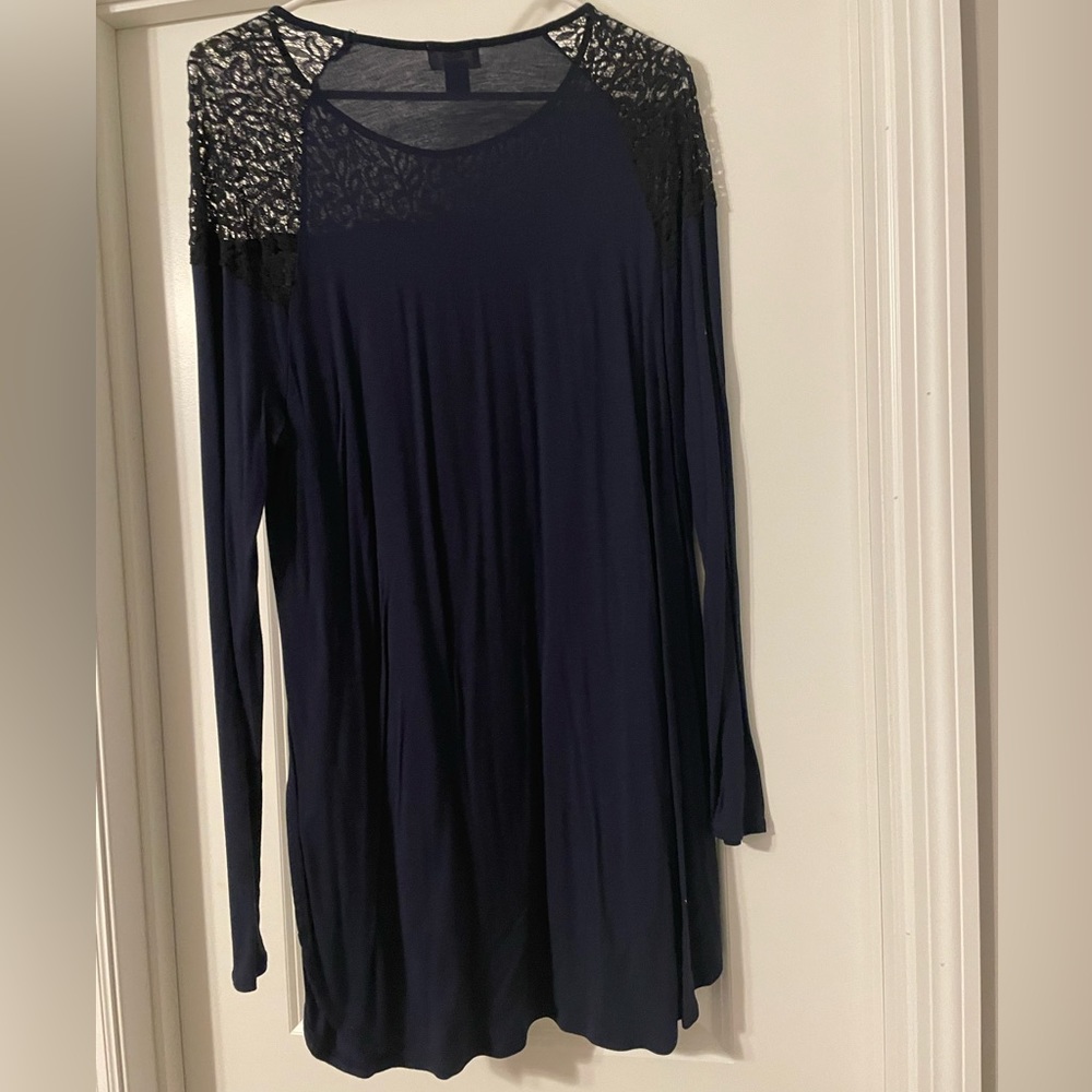 Old Navy Women's Long Sleeved Top - Picture 4 of 4